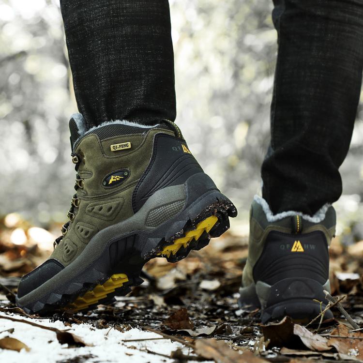 WildKing Herren Wasserdichte Mid-Cut Outdoor Work Boots B4027 – Robuste, Rutschfeste & Wetterfeste Arbeitsstiefel