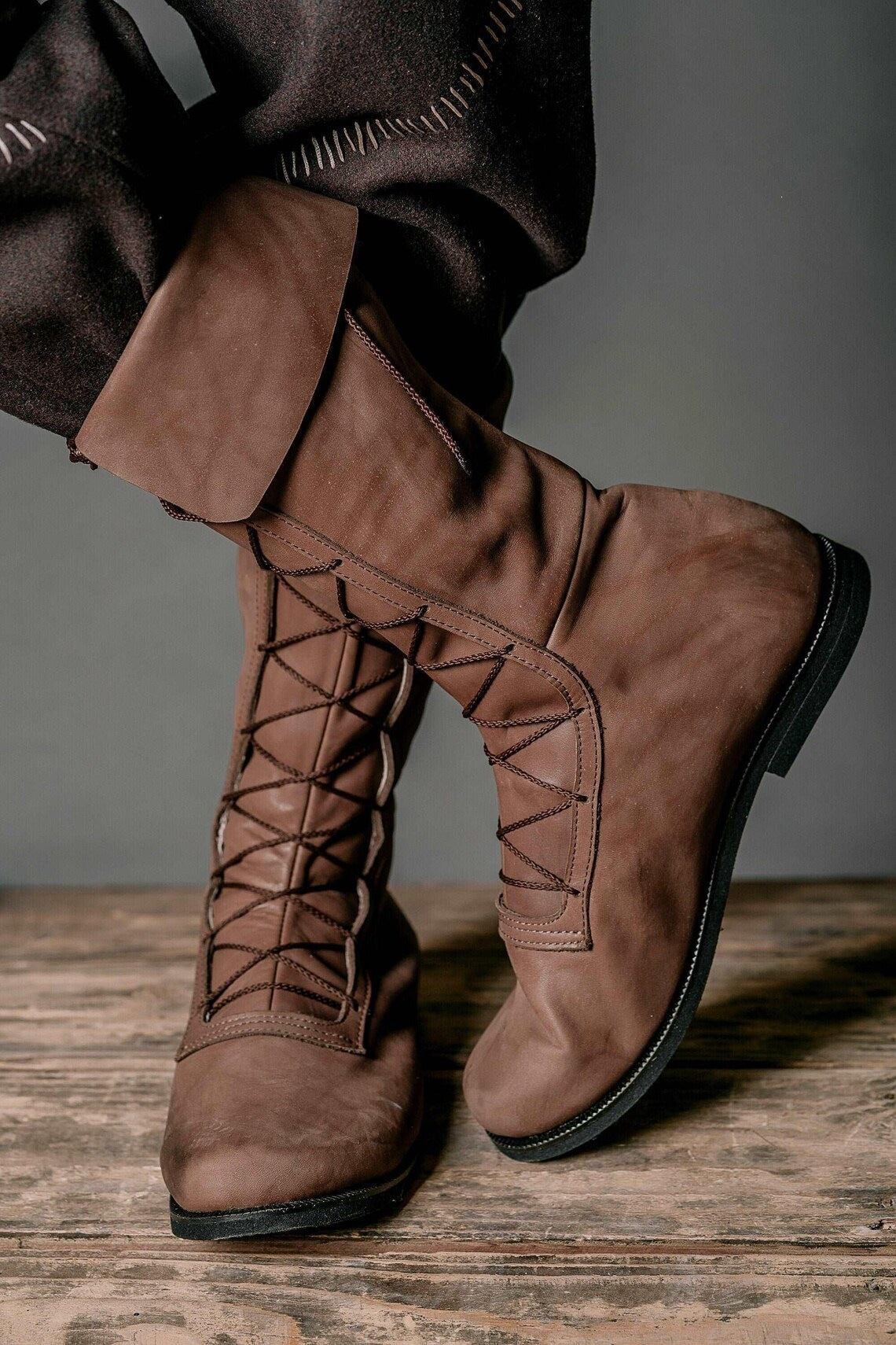 WildKing Herren Vintage Mittelalter Renaissance Stiefel B1540