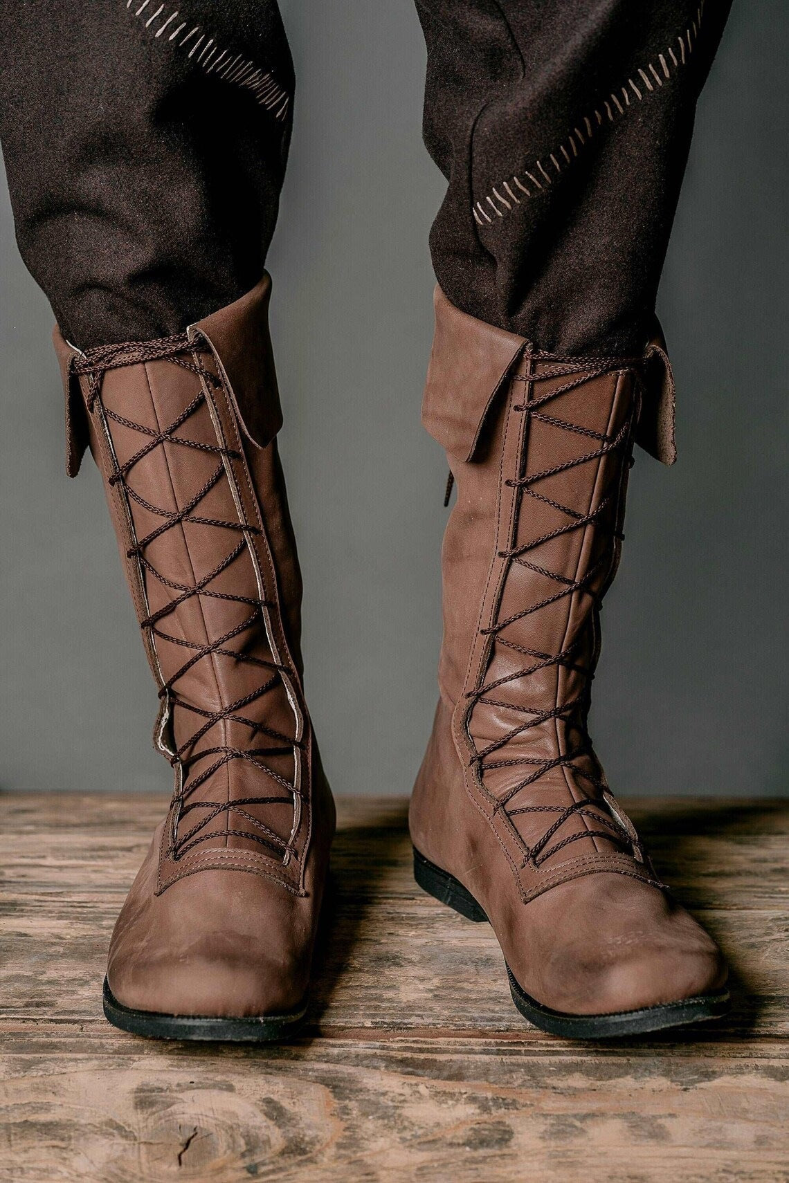 WildKing Herren Vintage Mittelalter Renaissance Stiefel B1540