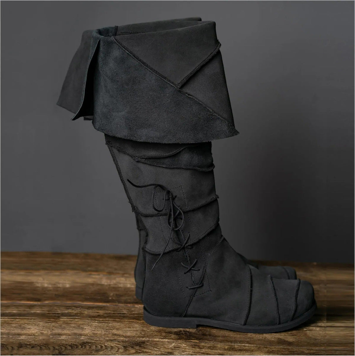 WildKing Herren Vintage Mittelalter Renaissance Stiefel B1545