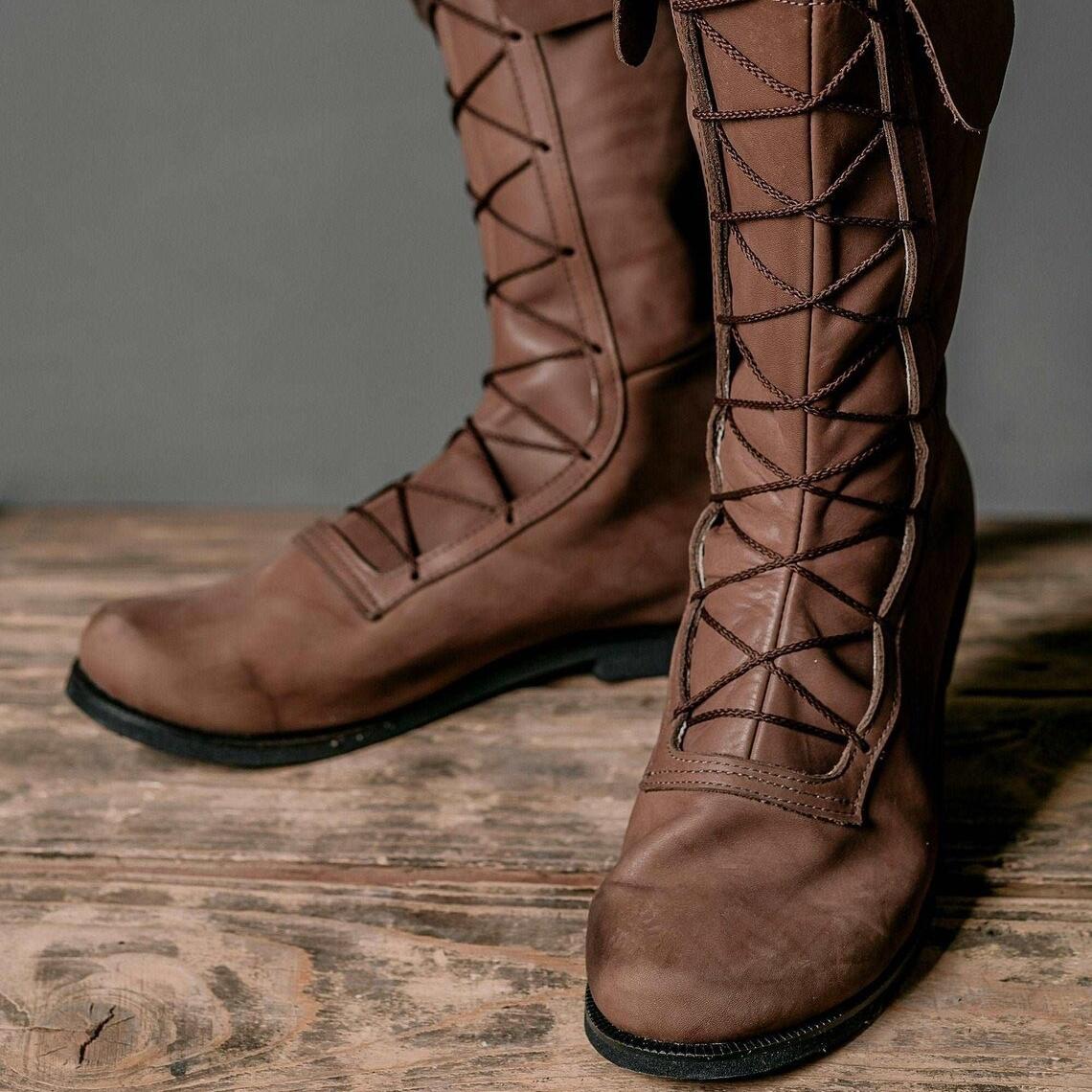 WildKing Herren Vintage Mittelalter Renaissance Stiefel B1540