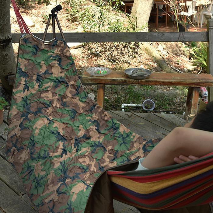 WildKing Multifunktionale Camouflage Picknick- und Campingdecke – Praktisch, Wasserabweisend & Leicht