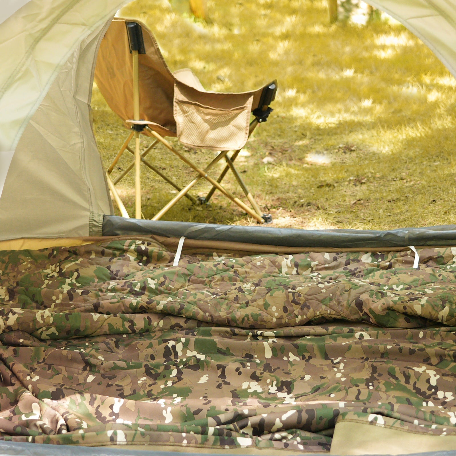 WildKing Multifunktionale Camouflage Picknick- und Campingdecke – Praktisch, Wasserabweisend & Leicht